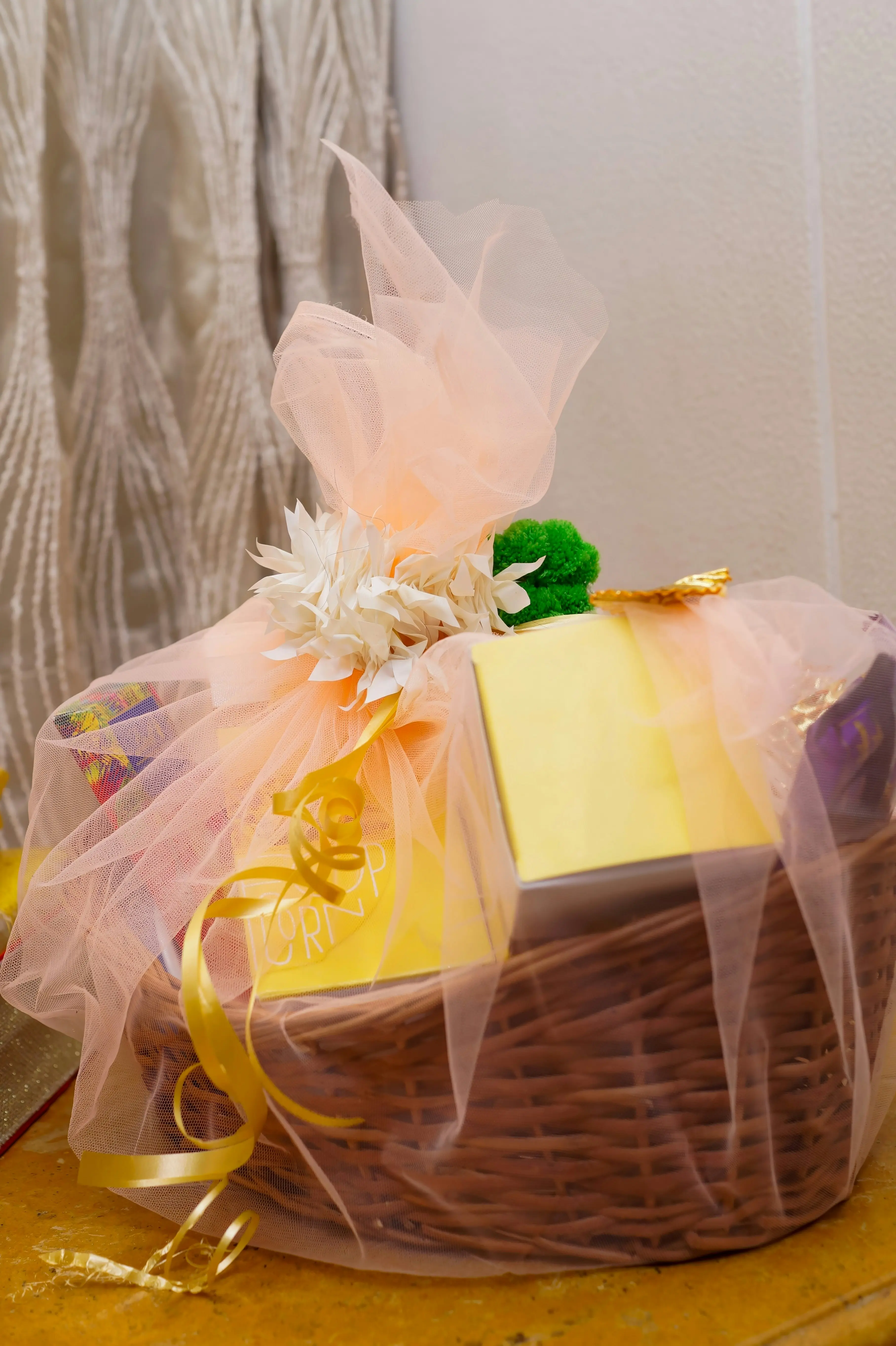Gift hamper
